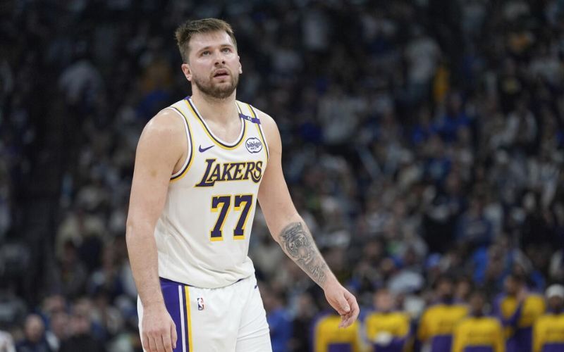 luka-dončić-trenutna-ekipa-lakers-kariera-najbolj&scaron;i
